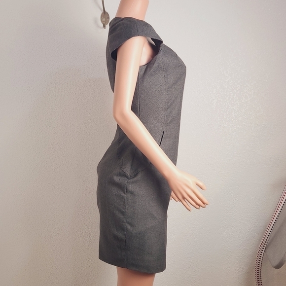 NAF Naf Cap Sleeve Sheath Dress With Pockets Size: 40 - Picture 5 of 13
